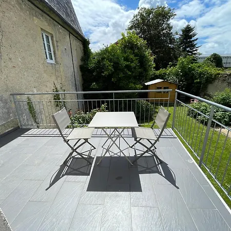 Anglais 1er Etage Centre Grande Terrasse Et Jardin Amenage Commun Proche Du Plages Du Debarquement- Parking Gratuit A Proximite 公寓 贝叶